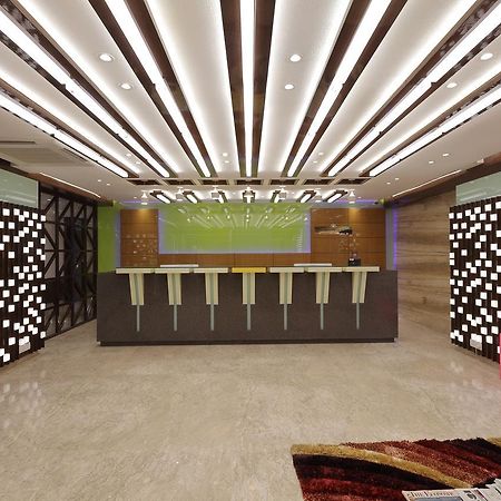 Hotel O Ellis Ahmedabad Ngoại thất bức ảnh