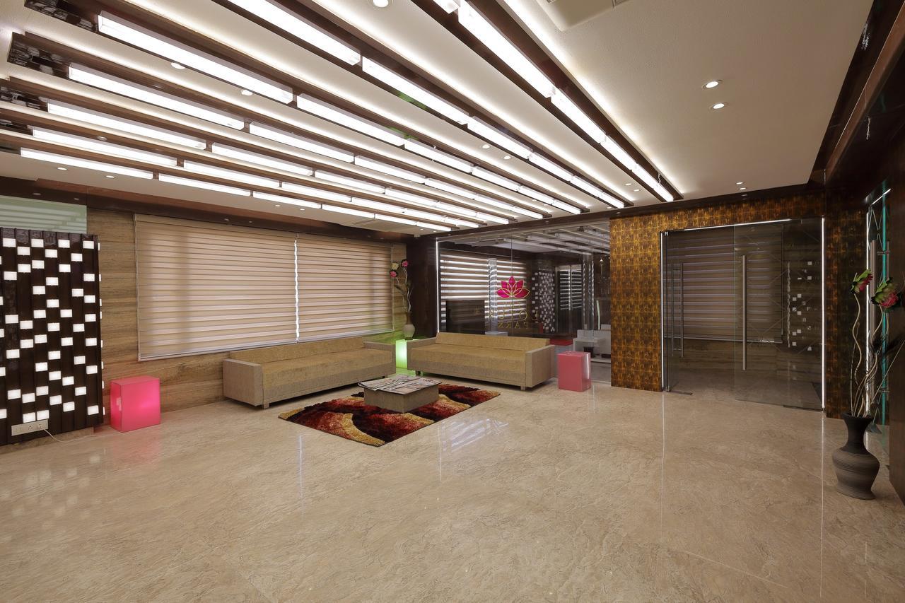 Hotel O Ellis Ahmedabad Ngoại thất bức ảnh